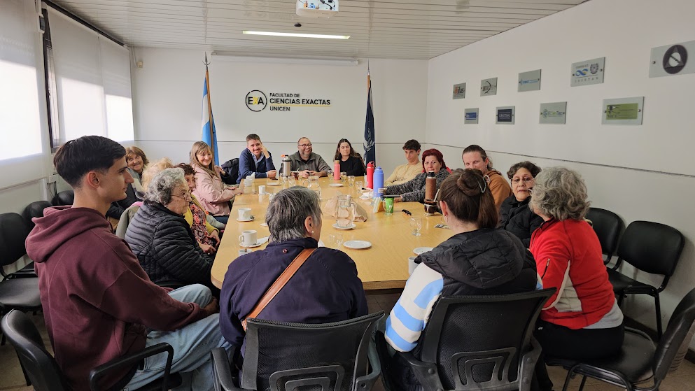 Talleres de autonomía digital para personas mayores
