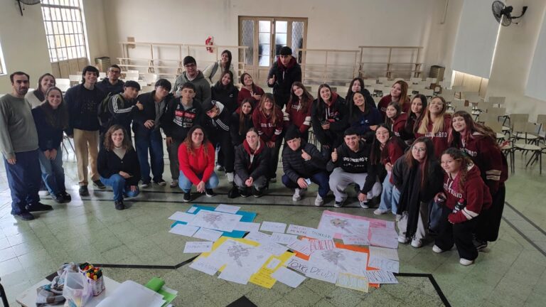 Smartphones y finanzas digitales en el territorio: prácticas de adolescentes en la ciudad de Olavarría