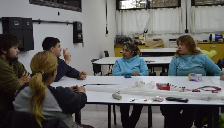 Taller teórico/práctico de electricidad básica