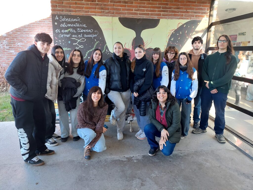 Widüfes, alfareros de la Tierra, nuestra casa-cuerpo